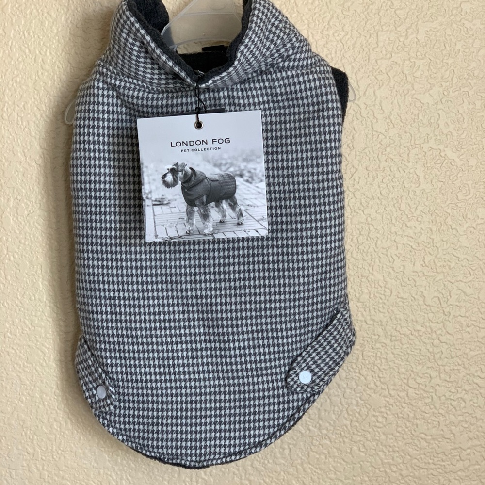 Pet Apparel/ Dog/Cat. Size: L